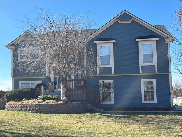 760 N Spruce Street, Gardner, KS 66030