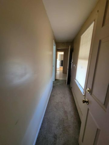 2557 SELECT AVE, Memphis, TN 38114