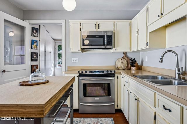 1239 PALMER Terrace, Jacksonville, FL 32207