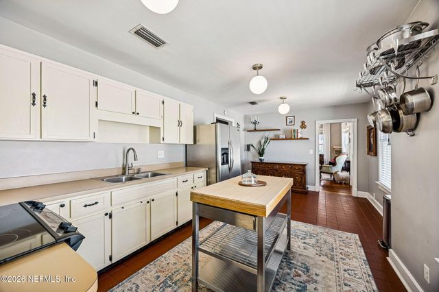 1239 PALMER Terrace, Jacksonville, FL 32207