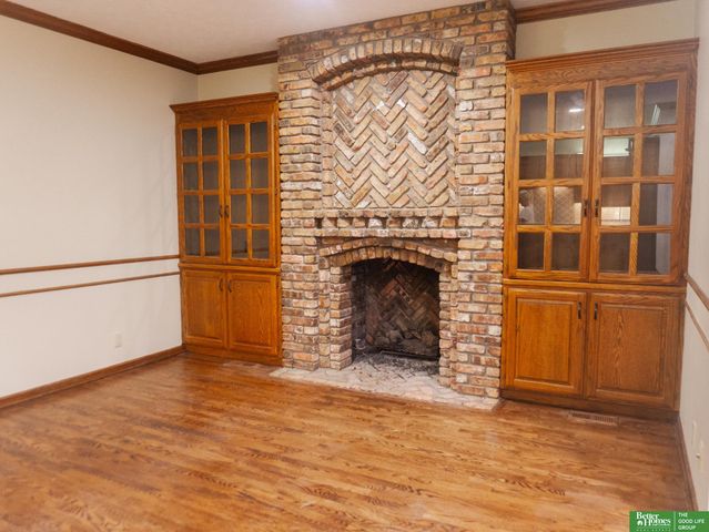 21516 Arbor Street, Elkhorn, NE 68022