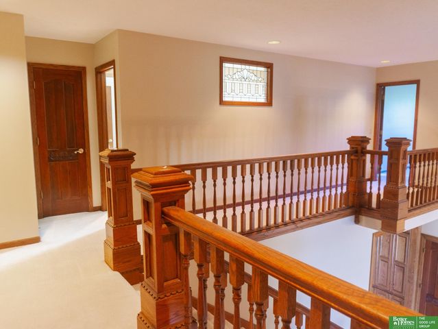 21516 Arbor Street, Elkhorn, NE 68022