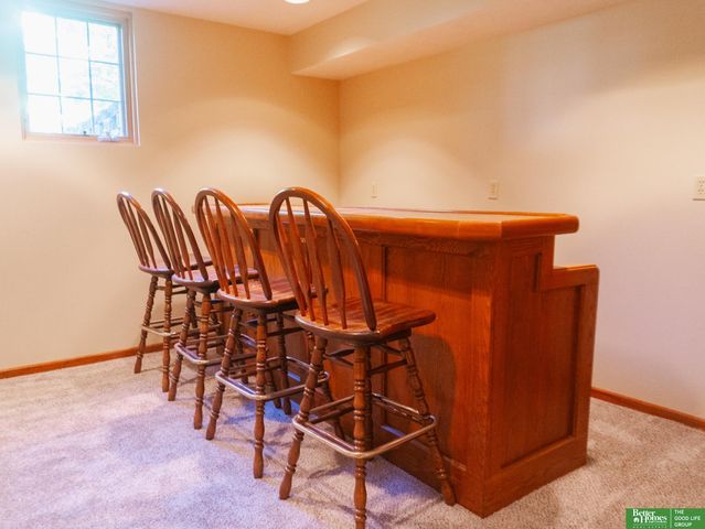 21516 Arbor Street, Elkhorn, NE 68022