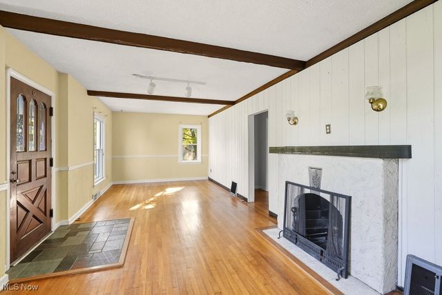 375 Hillside Road, Seven Hills, OH 44131