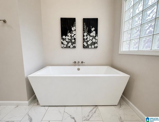106 AMANDA PLACE, Pelham, AL 35124