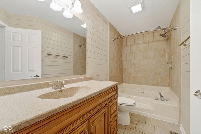 7775 Kemble Court, Fishers, IN 46038