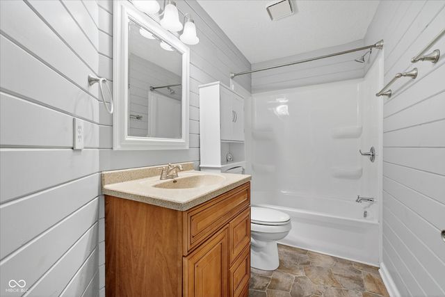7775 Kemble Court, Fishers, IN 46038