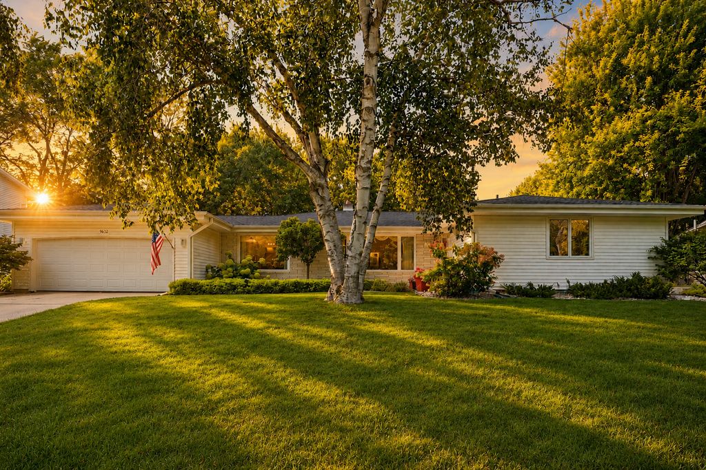 9632 Oxborough Road, Bloomington, MN 55437 — exterior