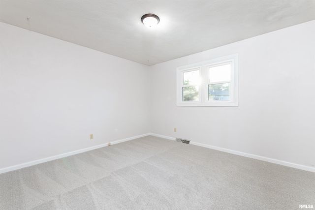 1315 W QUEENS COURT Road, Peoria, IL 61614