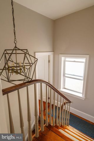 1330 S 10TH ST, Philadelphia, PA 19147