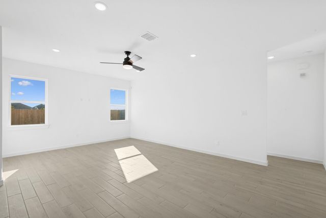 243 Ice Shore Trail, Dayton, TX 77535