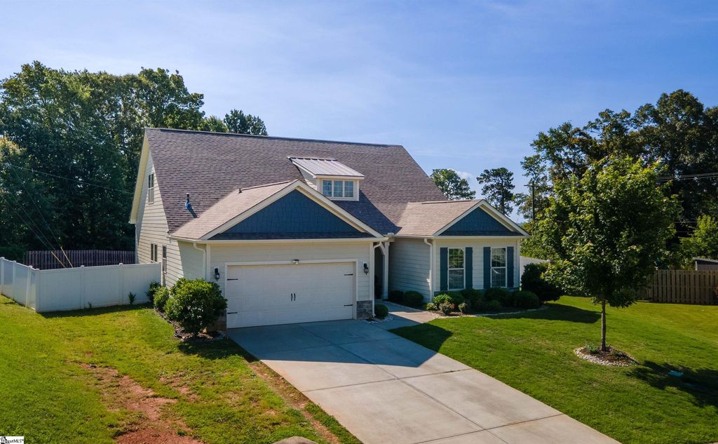 203 Waymeet Court, Easley, SC 29673