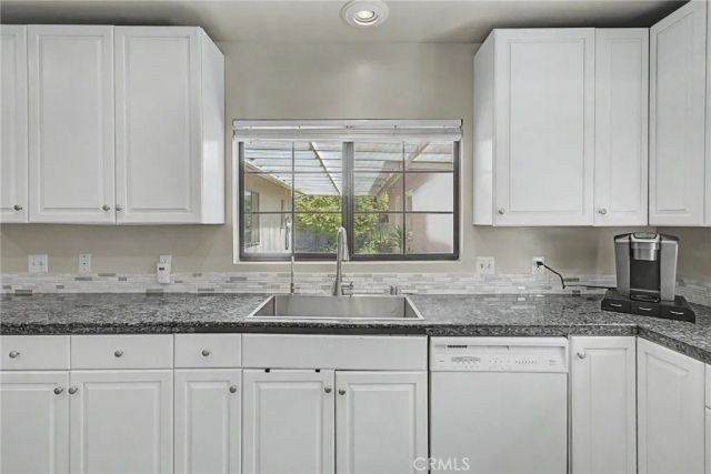 2521 Harmony Place, La Crescenta, CA 91214