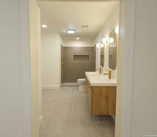 426 E Woodlawn, San Antonio, TX 78212