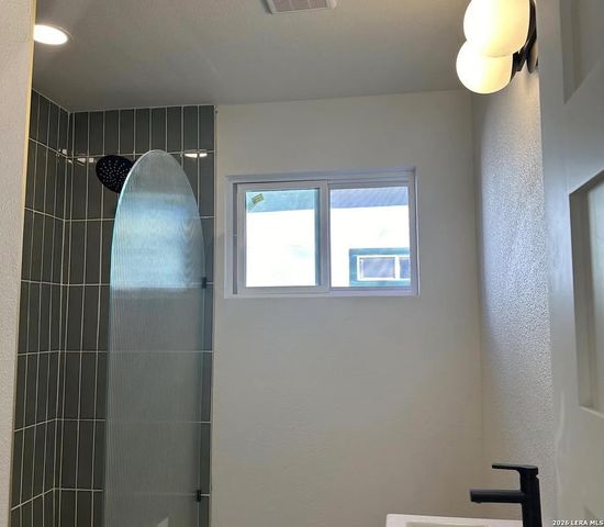 426 E Woodlawn, San Antonio, TX 78212