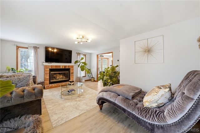 79 Garland Drive, Amherst, NY 14226