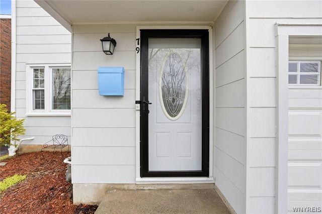 79 Garland Drive, Amherst, NY 14226