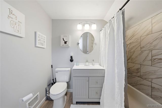 79 Garland Drive, Amherst, NY 14226