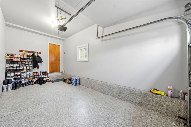 79 Garland Drive, Amherst, NY 14226