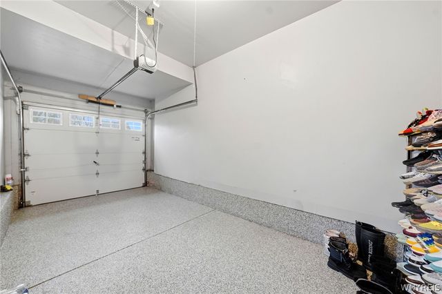 79 Garland Drive, Amherst, NY 14226