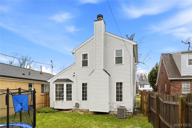 79 Garland Drive, Amherst, NY 14226