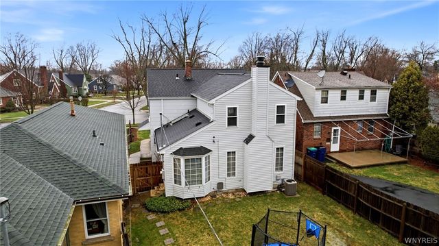 79 Garland Drive, Amherst, NY 14226