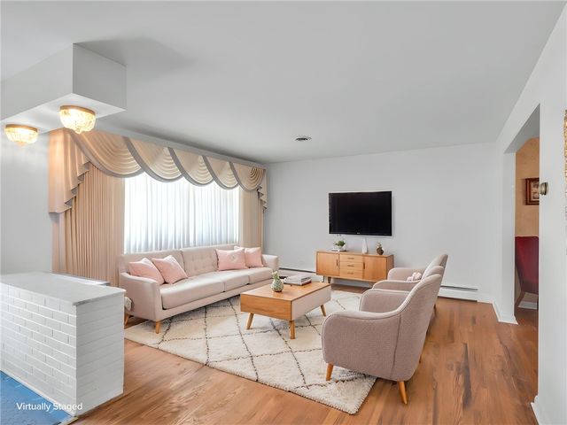 995 Oak Dale Drive, Xenia, OH 45385