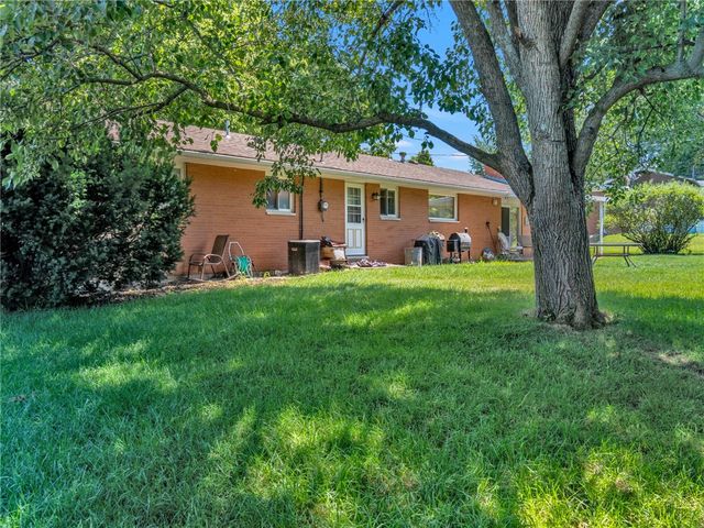 995 Oak Dale Drive, Xenia, OH 45385