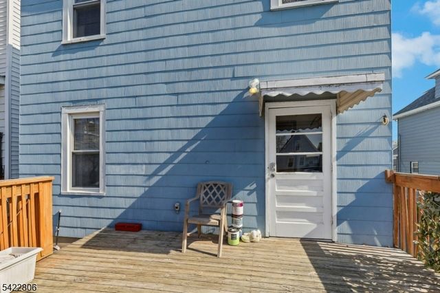 8 Elm St, West Orange Twp., NJ 07052