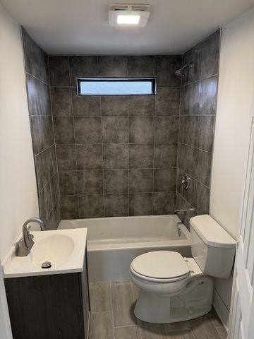 2258 Rush Street, Lynwood, IL 60411