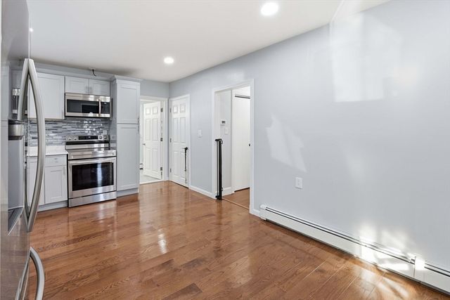 108 Franklin St, Agawam, MA 01030