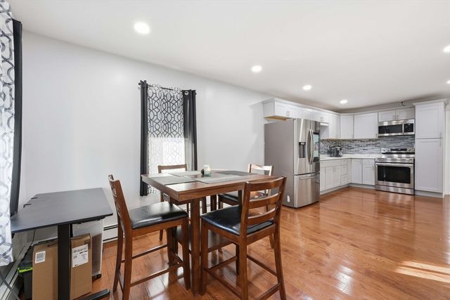 108 Franklin St, Agawam, MA 01030