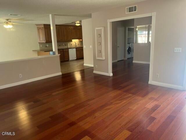 5177 Creekside Road, Camarillo, CA 93012