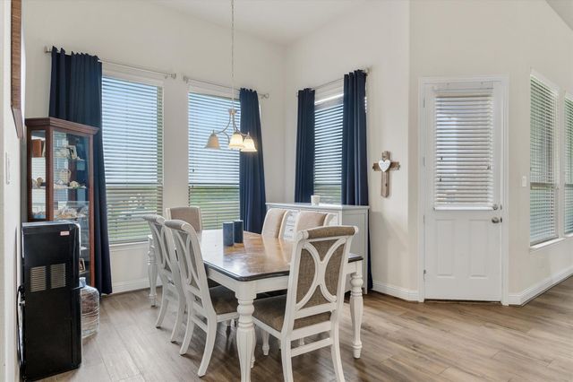 425 Private Road 7017, Edgewood, TX 75117