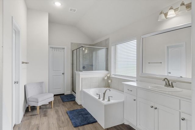 425 Private Road 7017, Edgewood, TX 75117
