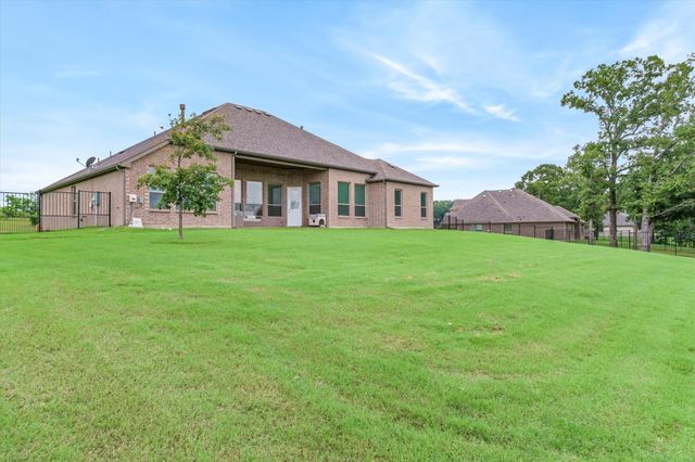 425 Private Road 7017, Edgewood, TX 75117