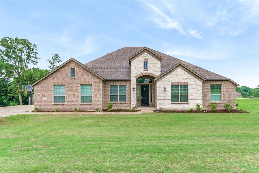 425 Private Road 7017, Edgewood, TX 75117