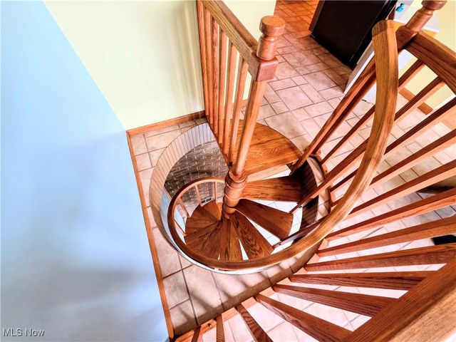 20 Mustang Acres, Parkersburg, WV 26104