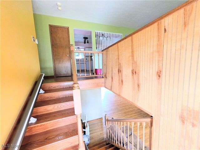 20 Mustang Acres, Parkersburg, WV 26104