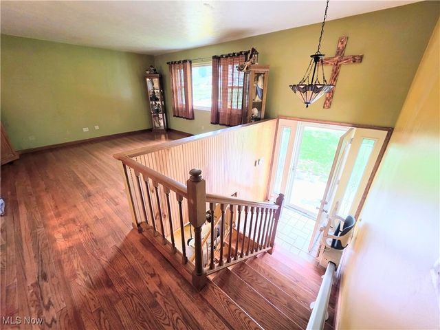 20 Mustang Acres, Parkersburg, WV 26104