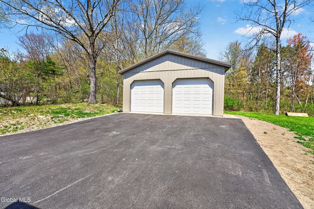 111 Pond Hill Lane, Altamont, NY 12009