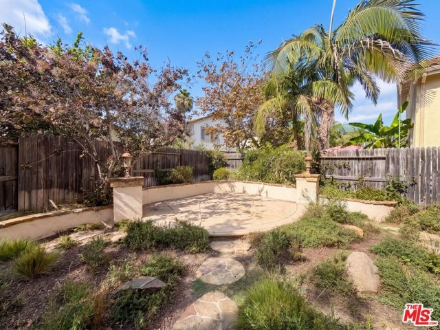 1733 Avenida Cafe, Camarillo, CA 93012