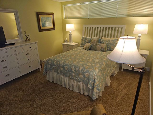 741 Retreat Beach Circle, Pawleys Island, SC 29585