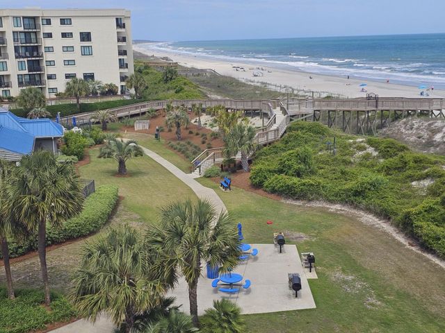 741 Retreat Beach Circle, Pawleys Island, SC 29585