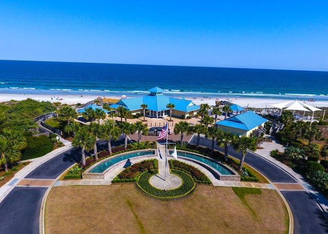 741 Retreat Beach Circle, Pawleys Island, SC 29585