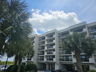 741 Retreat Beach Circle, Pawleys Island, SC 29585