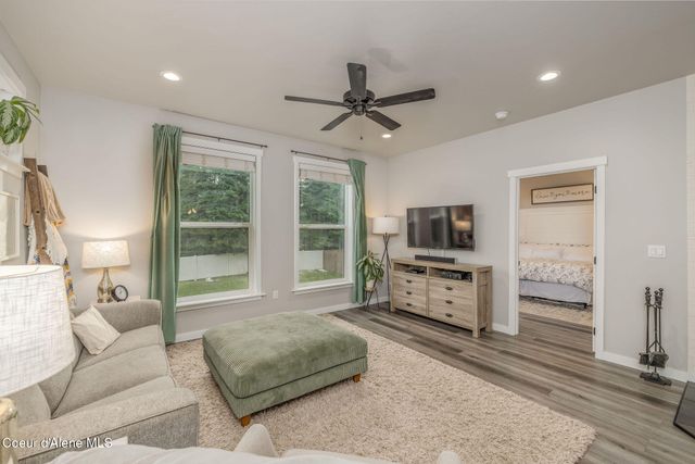 102 RIMROCK CT, Priest River, ID 83856