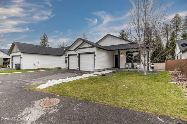 102 RIMROCK CT, Priest River, ID 83856