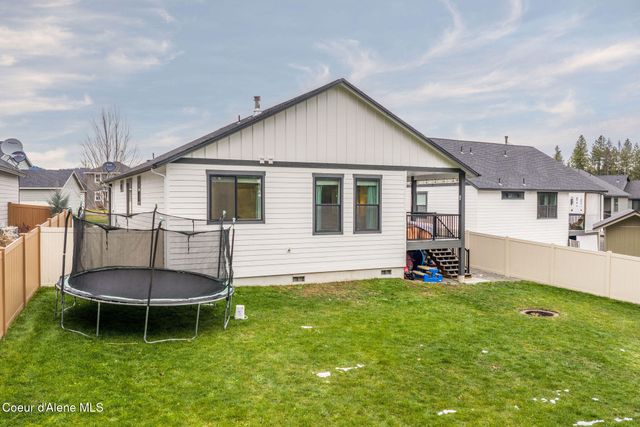 102 RIMROCK CT, Priest River, ID 83856