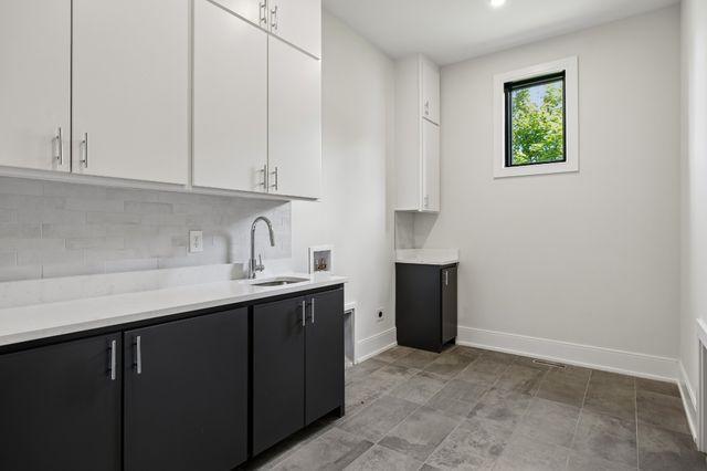 3706 Benham Ave, Nashville, TN 37215